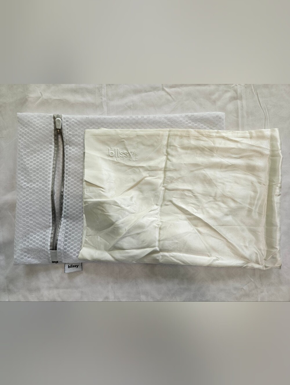 Blissy Queen Pillowcase Standard 100 22 MOMME Mesh Wash Bag Mulberry Silk